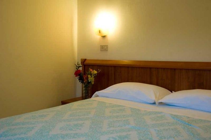 Hotel Viola Caramanico Terme Extérieur photo